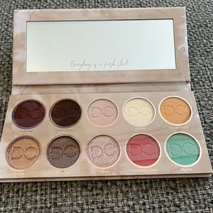 Dominique Cosmetics Latte 2 palette
